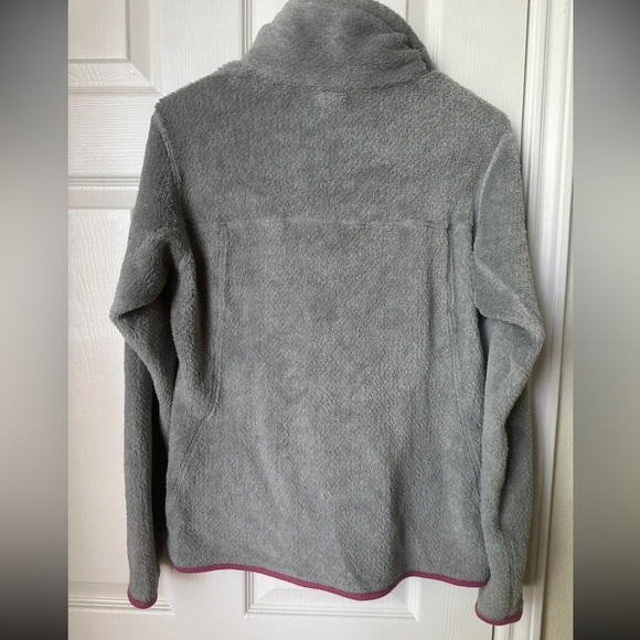 Gray Patagonia Pullover - Picture 4 of 5